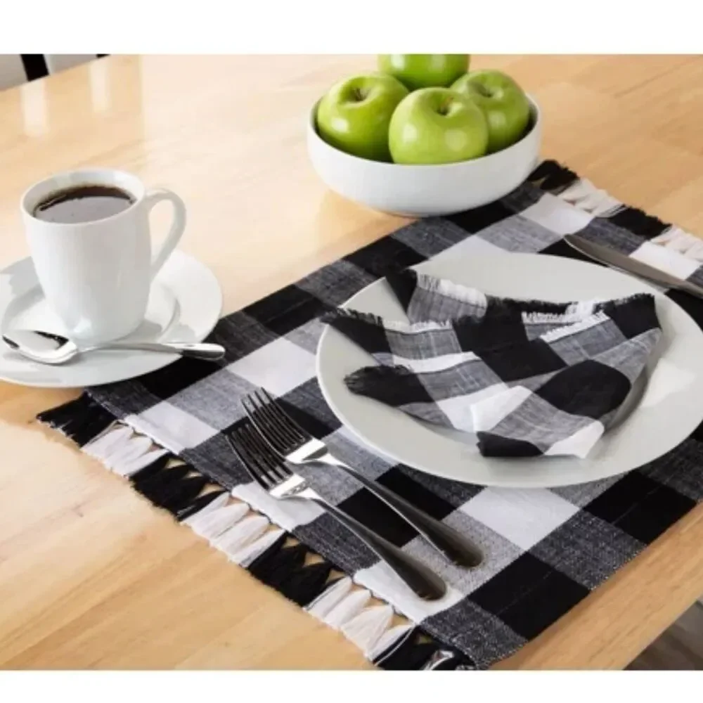 Mainstays Buffalo Black & White Plaid Woven Cotton Placemats Fringed Edges (4)